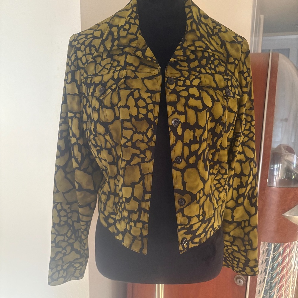 MaggieL 100% Silk Green and Black Short Jacket Size 12P